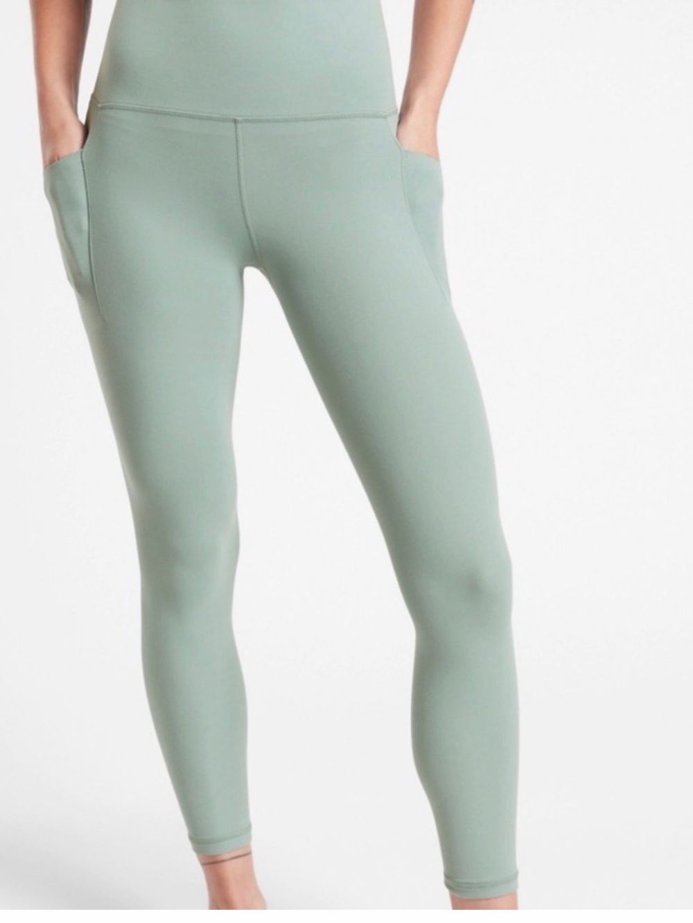 Athleta salutation stash mint green
